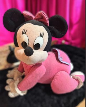 Minnie Peluche