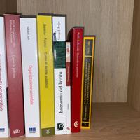 Pacchetto manuali universitari Scienze Politiche