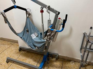 Sollevatore elettrico per disabili