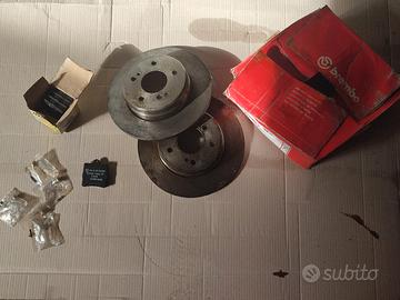 Dischi freni posteriori Brembo e pattini Textar