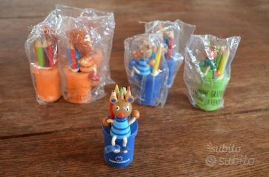 Mentadent gadget pubblicitario colori in legno