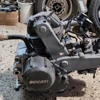 Ricambi Motore ducati monster 600 carburatori