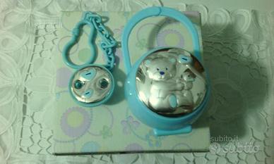 Porta ciuccio e catenella ciuccio