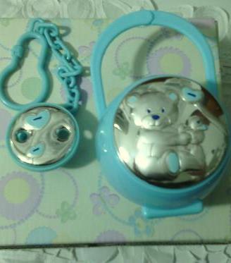 Porta ciuccio e catenella ciuccio