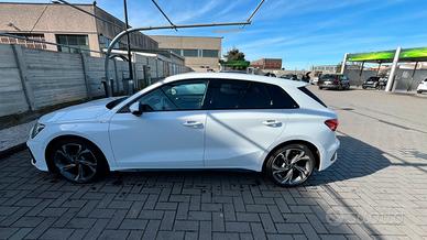 Audi A3 35 TDI 150cv Stronic Sline full optional