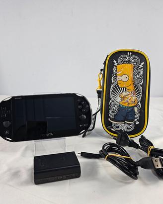 sony ps vita 2016 + caricabatterie e scheda 8gb
