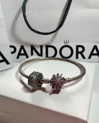 Bracciale Pandora con chiusura fiocco pavé