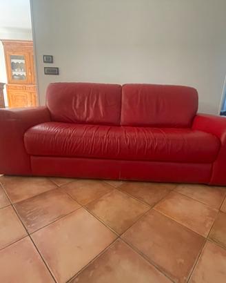 Divano in pelle rossa