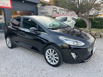 Ford Fiesta 1.1 GPL TITANIUM NEOPATENTATI GARANZIA