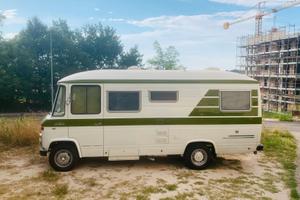 Camper motorhome Mercedes L 406D d'epoca