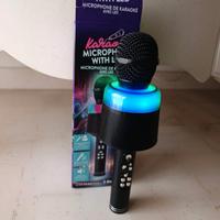 microfono con effetti speciali 