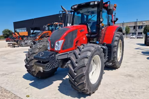 TRATTORE USATO VALTRA N123 VERSU - ANNO 2014