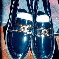 Mocassini neri lucidi con fibbia nr. 36 NUOVI