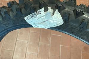 pirelli scorpion 80/90 21