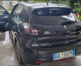 Peugeot 208 elettrica