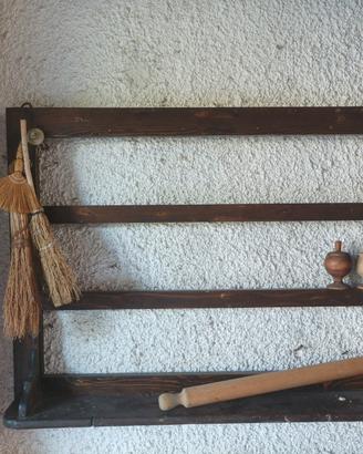 piattiera- sedia -mattarello e candelabro