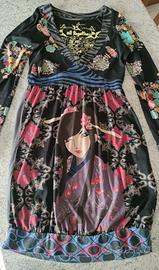 ABITO DESIGUAL MANICA LUNGA