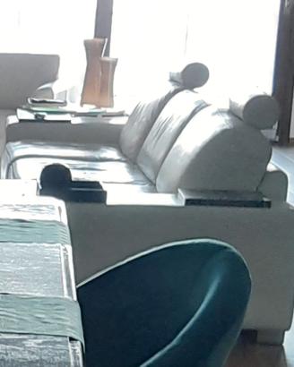 Divano con chaise longue