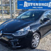 RENAULT Clio Clio 1.2 16v 5P Business 75cv