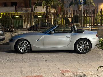 Auto bmw z 4