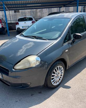 Fiat Grande Punto 1.3 MJT 75 CV 5 porte Dynamic