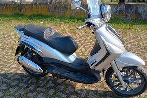 Beverly 125 ben tenuto 