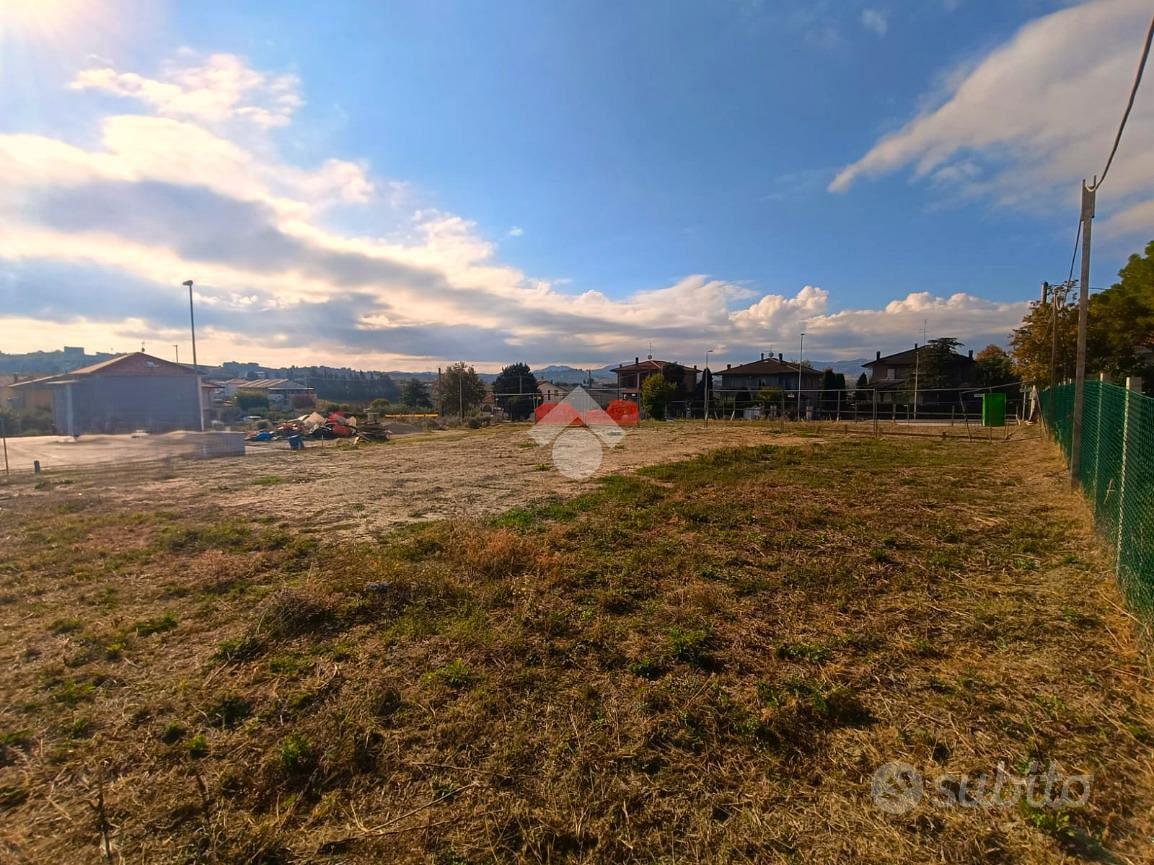TER. RESIDENZIALE A CORIANO - Vista 5
