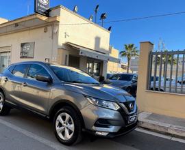 NISSAN Qashqai 1.6 dCi Business *NAVI RETROCAM*
