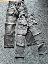 2 Jeans scuri