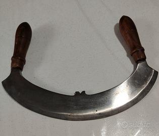 coltello da cucina Mezzaluna