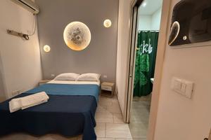 Camera con bagno privato