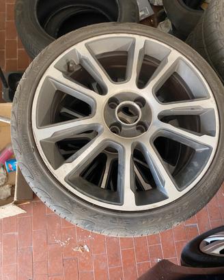 8 cerchioni del abarth  con gomme semi nuove