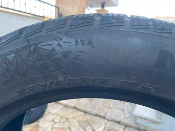 Gomme jepp renegade 225/55/18