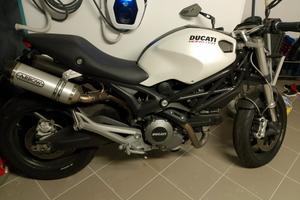 ducati Monster 696plus