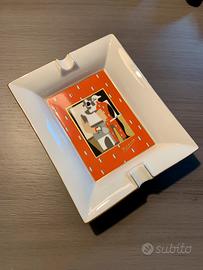 Posacenere Picasso in porcellana con bordo in oro