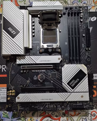 Scheda madre MSI PRO B650-A WIFI (AM5)