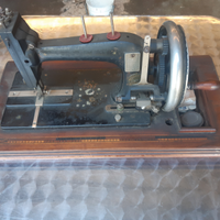Macchina da cucire vintage
