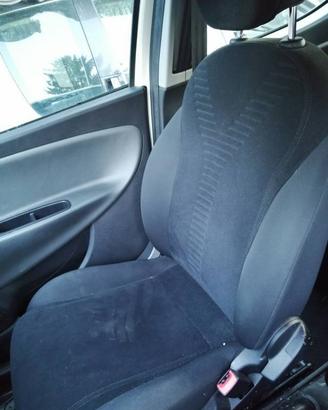 Sedile anteriore dx LANCIA YPSILON del 2013