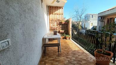 Luminoso 3 Vani Acireale Mare