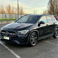 MERCEDES-BENZ GLA 200 d Automatic Premium