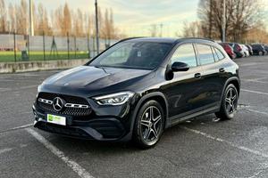 MERCEDES-BENZ GLA 200 d Automatic Premium
