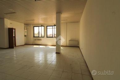 UFFICIO A CAPRIATE SAN GERVASIO