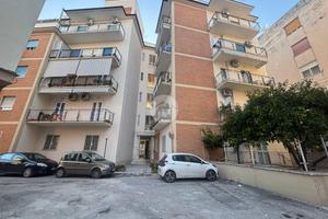 MONOLOCALE A CASERTA