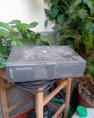 Caricatore CD KENWOOD.