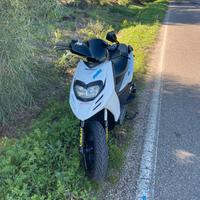 Aprilia sr motard 2017