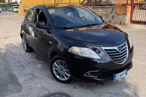 Lancia Ypsilon 1.3 MJT 16V 95 CV 5 porte S&S Elle