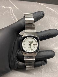 Orologio vintage seiko 5 automatico 7009-520A