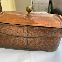 Antica zamponiera in rame con coperchio.Primi ‘900