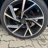 Cerchi 18 mak e gomme Hankook Megane 4