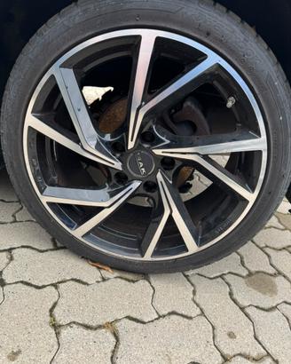 Cerchi 18 mak e gomme Hankook Megane 4